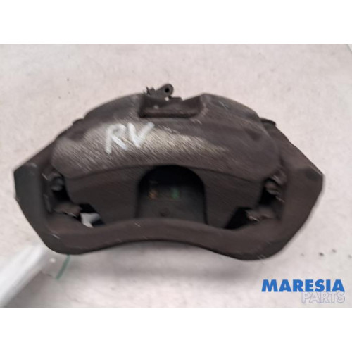 Fiat - 500L - Front brake calliper, right