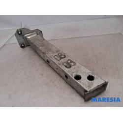 Fiat - 500L - Front part support