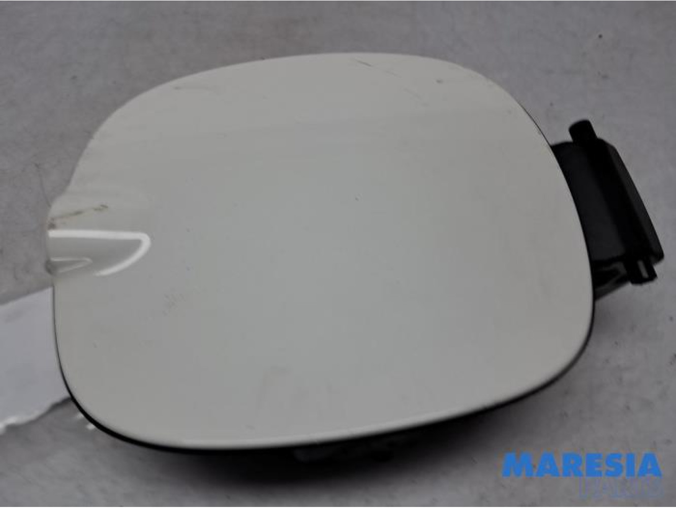 Fiat - 500L - Tank cap cover