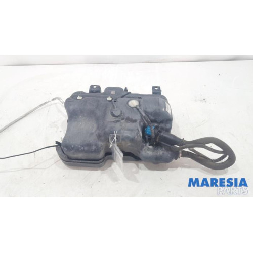 Renault - Trafic - Adblue tank