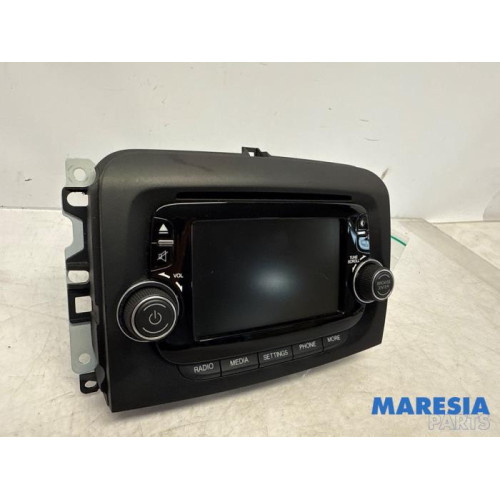Fiat - 500L - Regeleinheit Multi Media