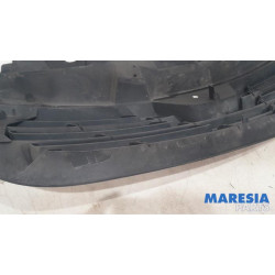 Renault - Trafic - Grille