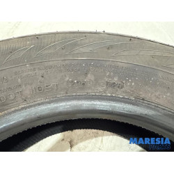 Renault - Trafic - Tyre