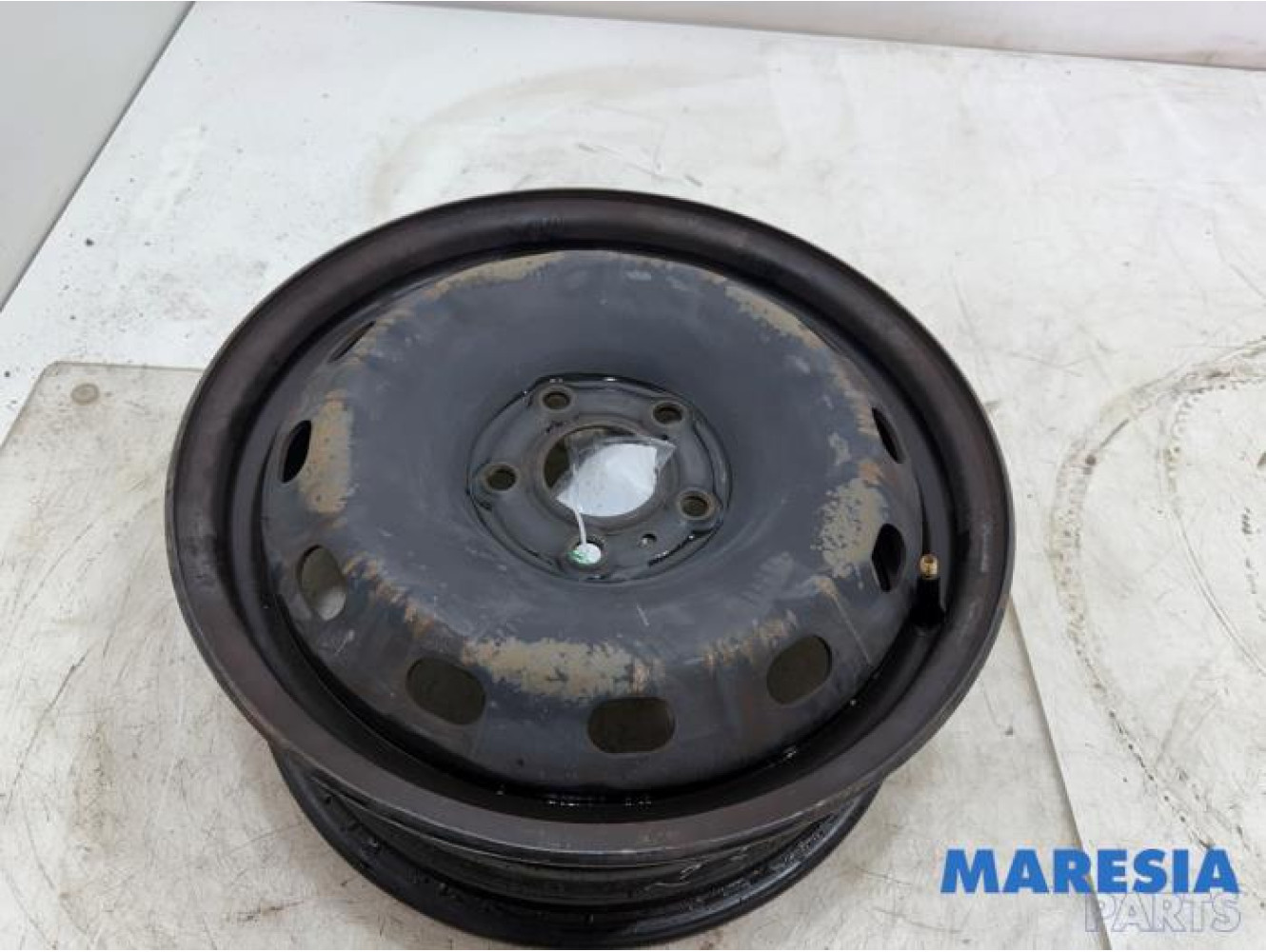 Renault - Trafic - Wheel