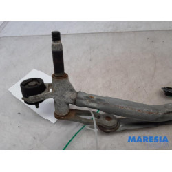 Citroen - DS3 - Wiper mechanism