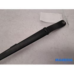 Citroen - DS3 - Front wiper arm