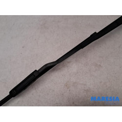Citroen - DS3 - Front wiper arm