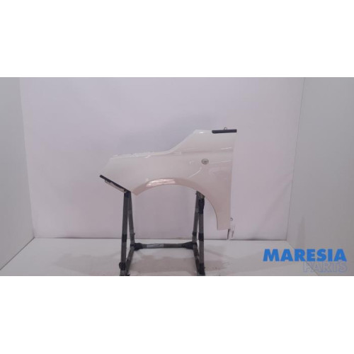 Fiat - 500 - Front wing, left