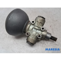 Citroen - C5 - Régulateur haute pression (suspension)