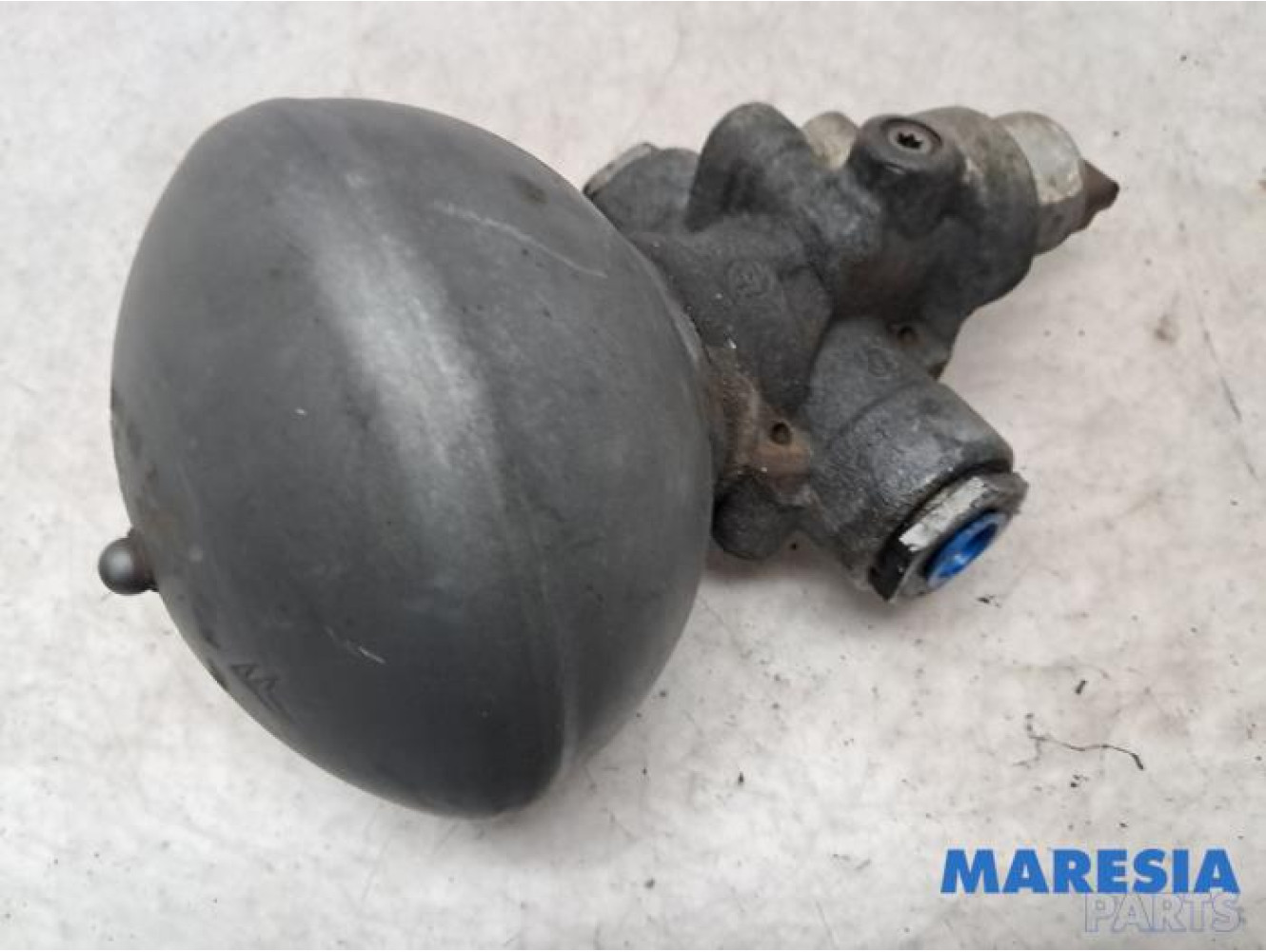 Citroen - C5 - Régulateur haute pression (suspension)