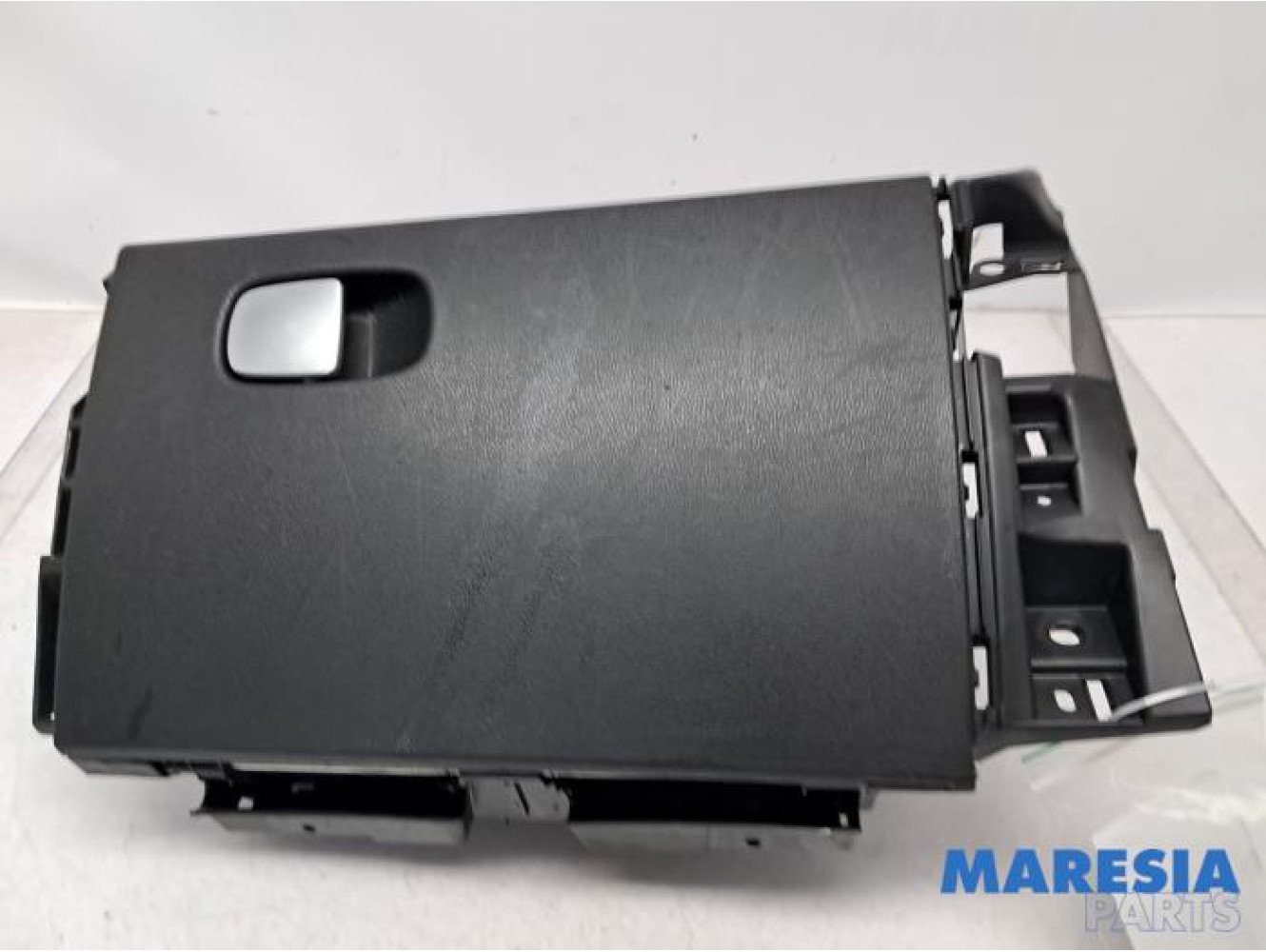 Fiat - 500L - Glovebox
