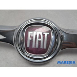 Fiat - 500L - Sierstrip