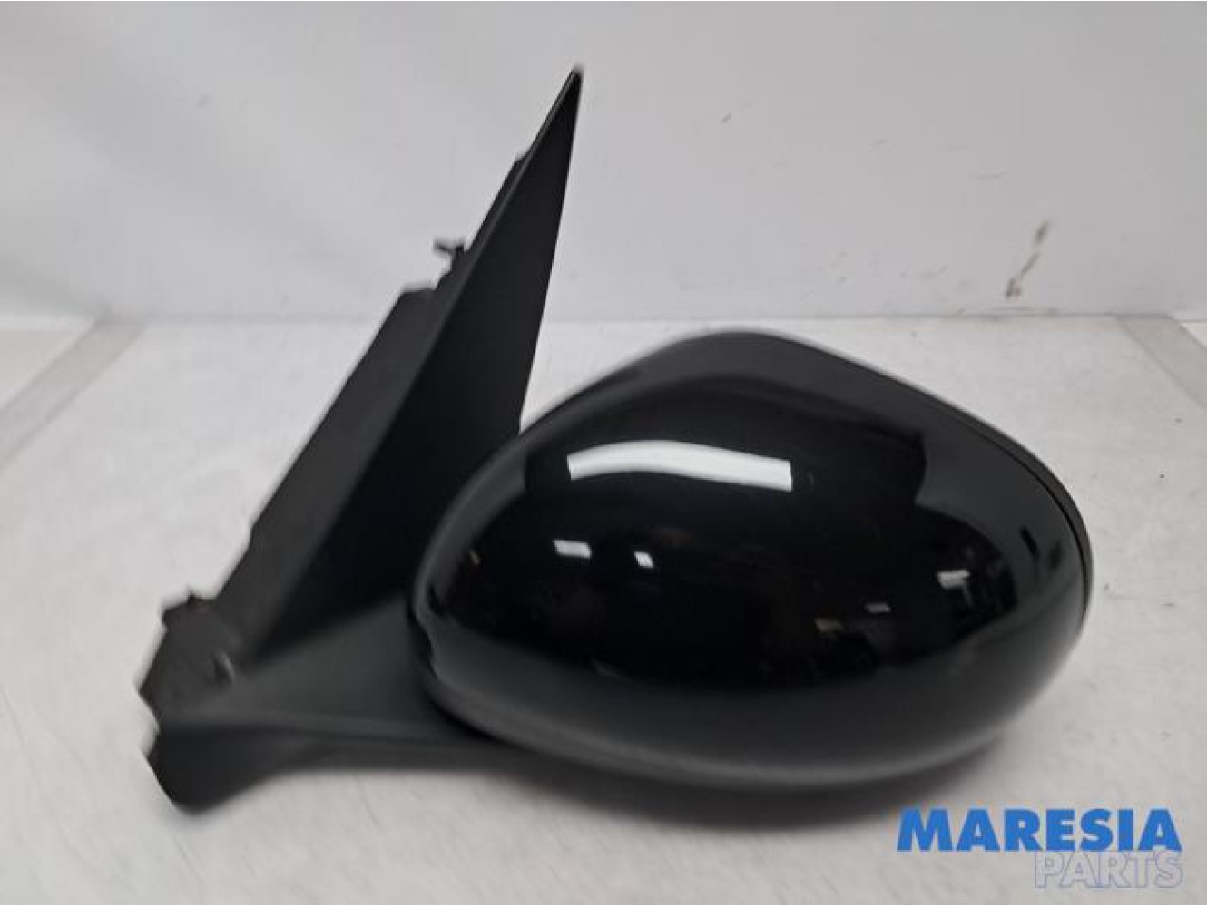 Fiat - 500L - Wing mirror, left
