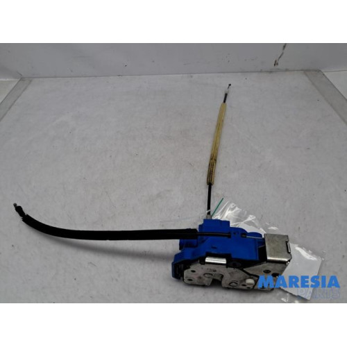 Fiat - 500L - Rear door mechanism 4-door, right