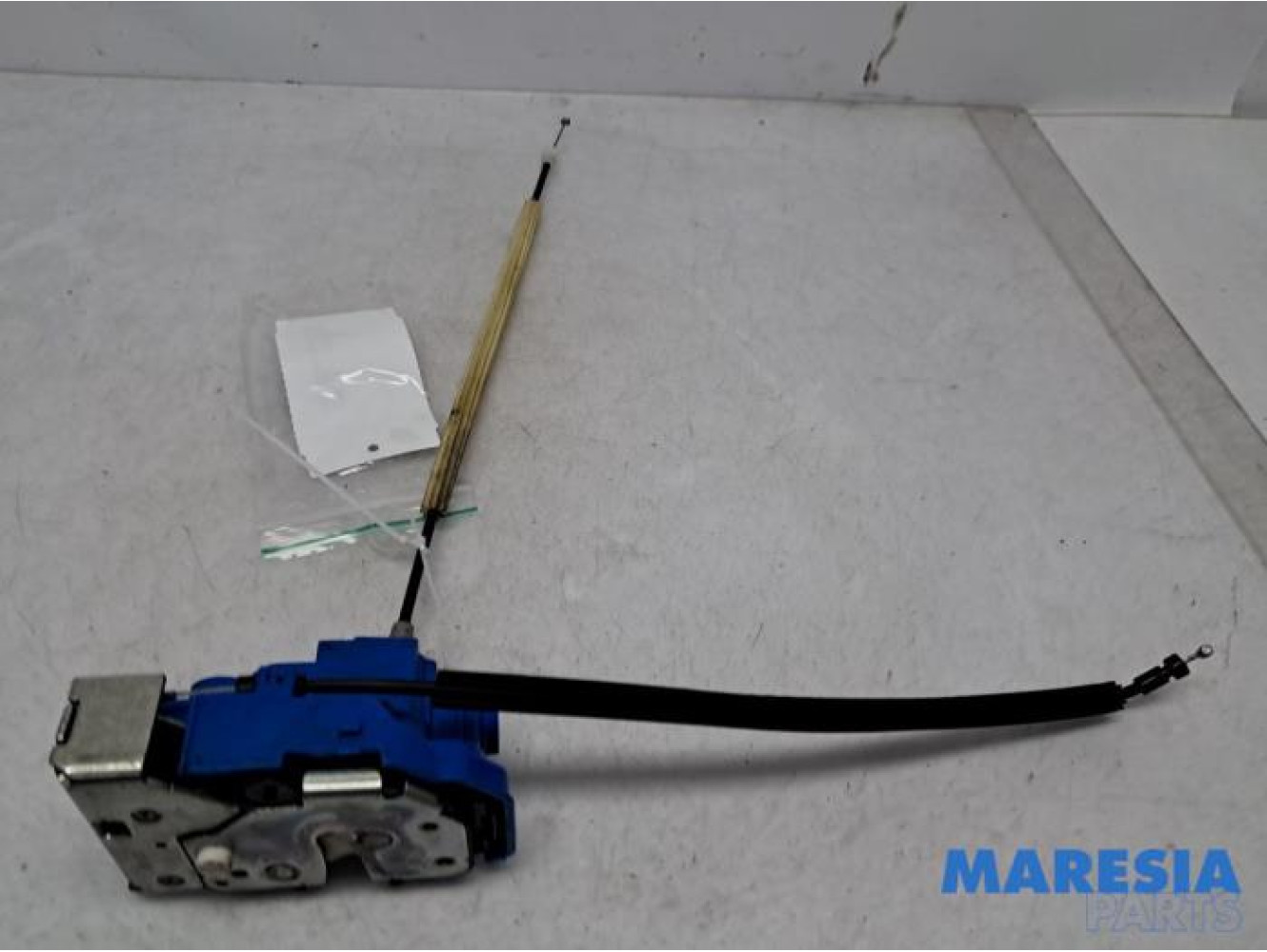 Fiat - 500L - Rear door lock mechanism 4-door, left