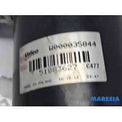 Fiat - 500L - Front wiper motor