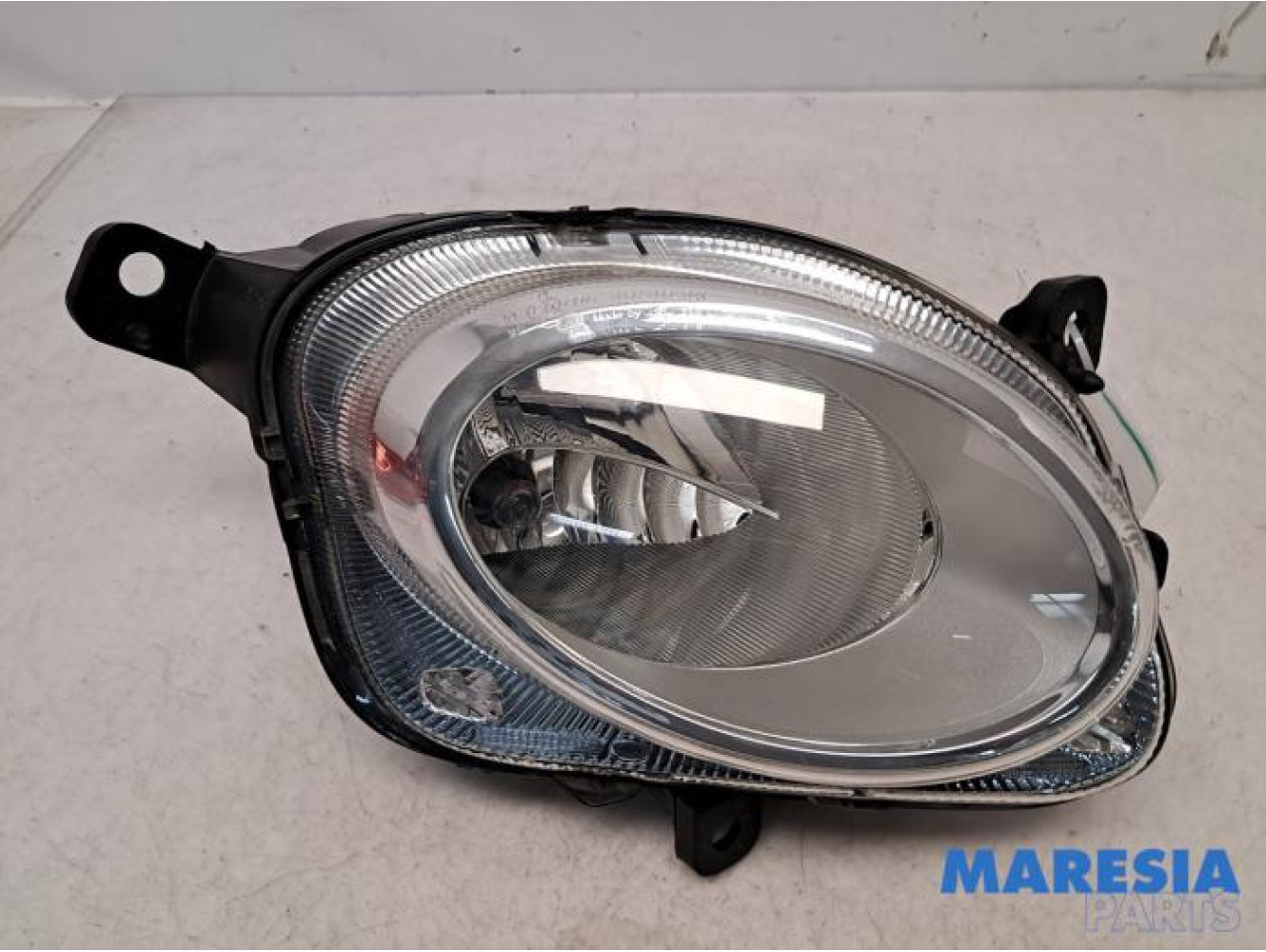Fiat - 500L - Dagrijverlichting rechts