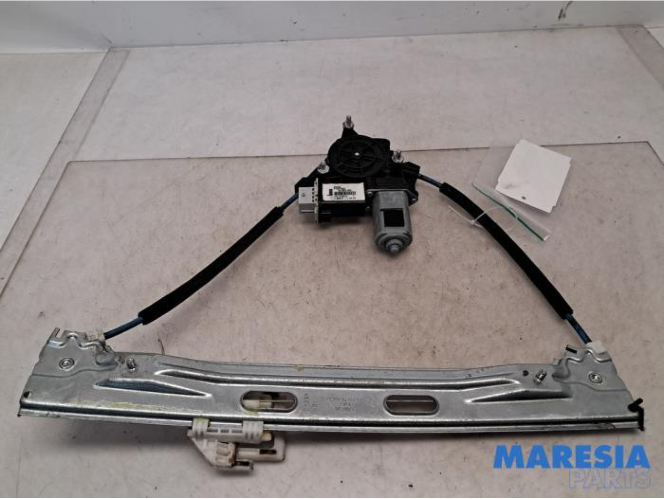 Fiat - 500L - Rear door window mechanism 4-door, right