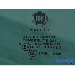 Fiat - 500L - Rear door window 4-door, left