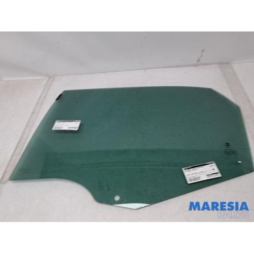 Fiat - 500L - Rear door window 4-door, left