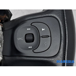 Fiat - 500L - Steering wheel