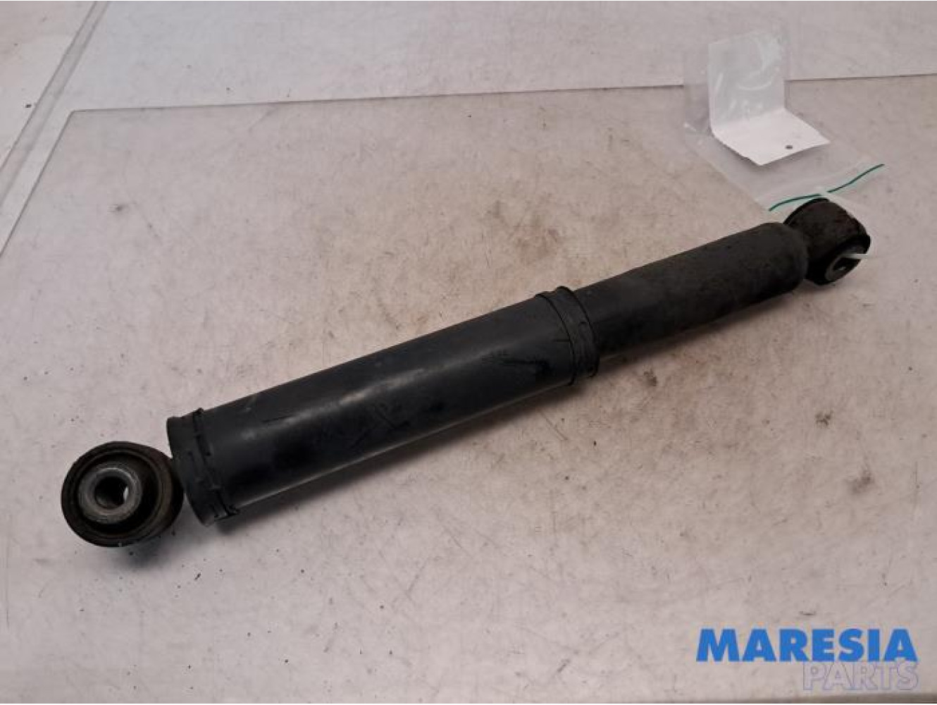 Renault - Master - Schokdemper links-achter