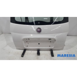 Fiat - 500 - Tailgate