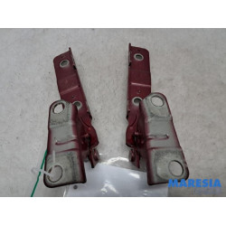 Citroen - C5 - Bonnet Hinge