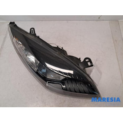 Renault - Megane - Koplamp rechts