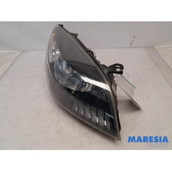 Renault - Megane - Koplamp rechts