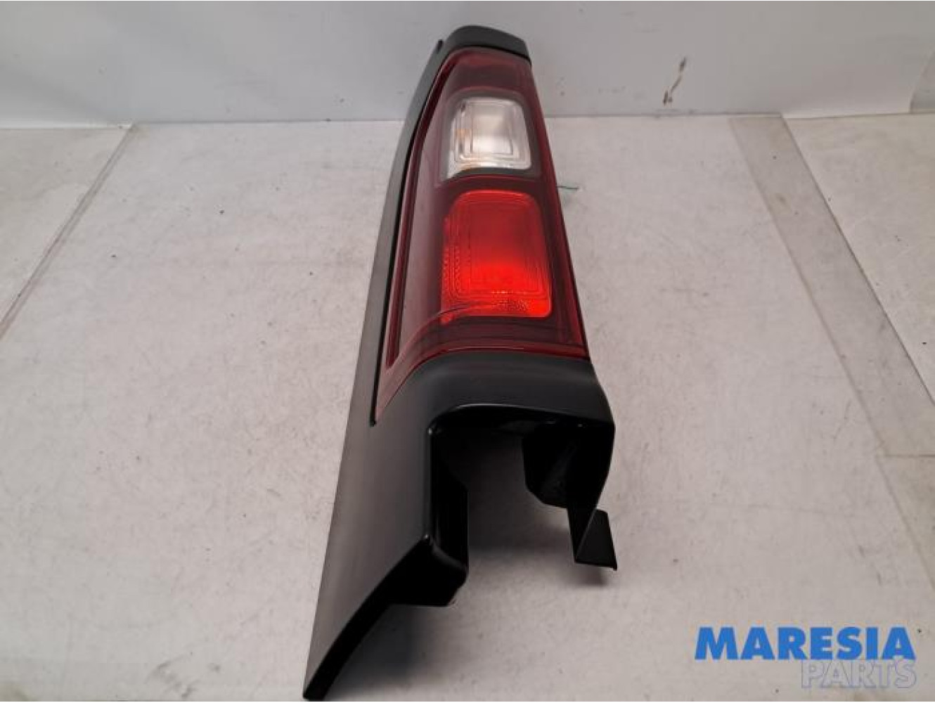 Renault - Trafic - Achterlicht links