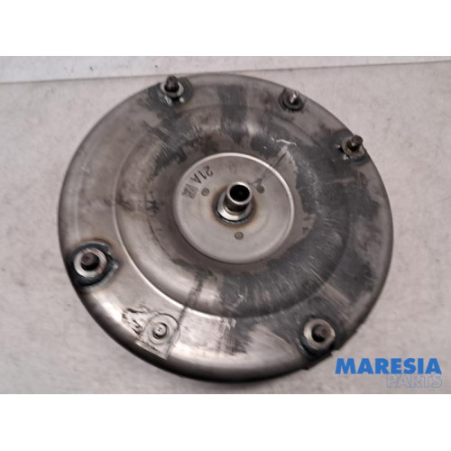 Renault - Megane - Automatic torque converter
