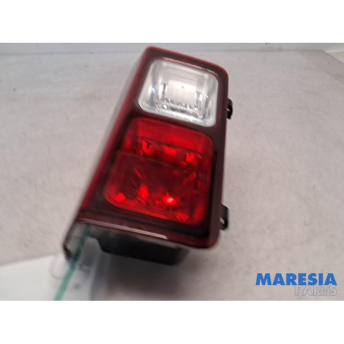Renault - Trafic - Taillight, left