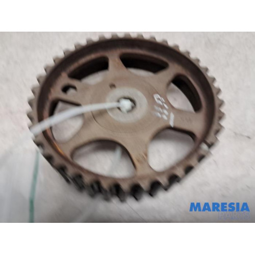 Peugeot - 206 - Camshaft sprocket