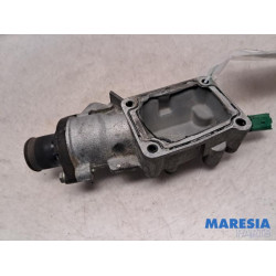 Peugeot - 206 - Thermostat housing