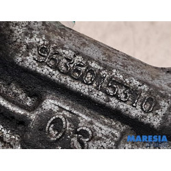 Peugeot - 206 - Oil filter housing