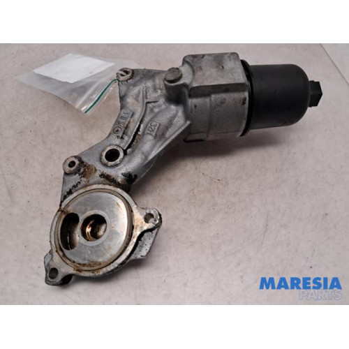 Peugeot - 206 - Oil filter housing