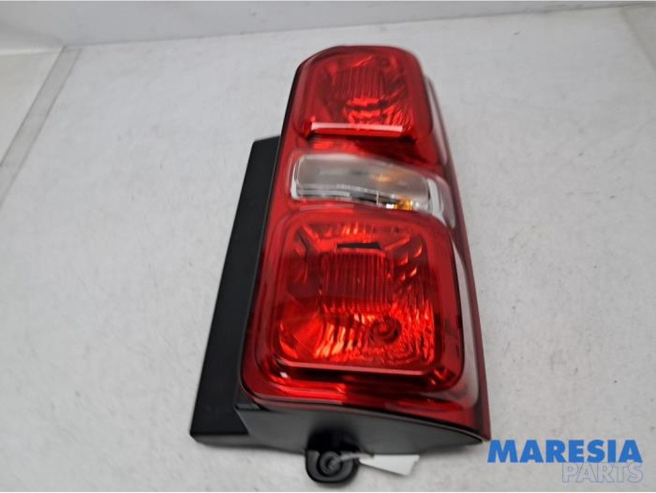 Opel - Vivaro - Achterlicht rechts