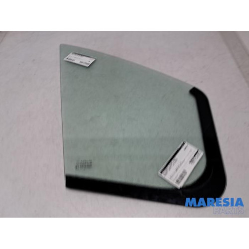 Renault - Trafic - Door window 2-door, right