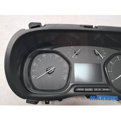 Opel - Vivaro - Instrumentenbrett