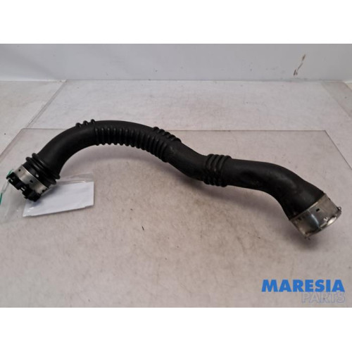 Renault - Trafic - Intercooler tube