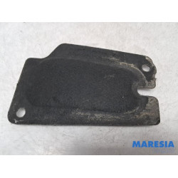 Opel - Vivaro - Insulation mat, front centre