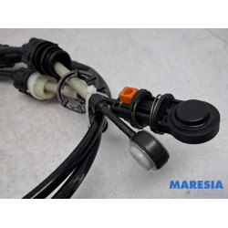 Renault - Trafic - Gearbox shift cable