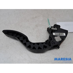 Renault - Trafic - Accelerator pedal