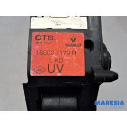 Renault - Trafic - Accelerator pedal