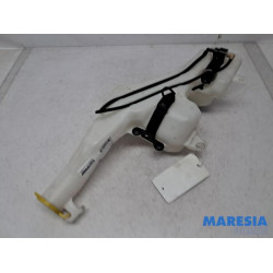 Alfa Romeo - Tonale - Front windscreen washer reservoir