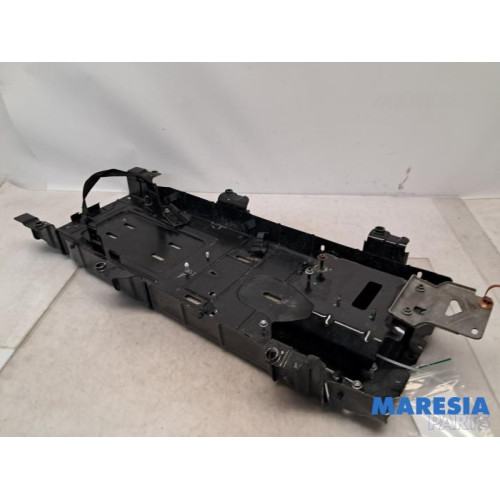 Alfa Romeo - Tonale - Battery box