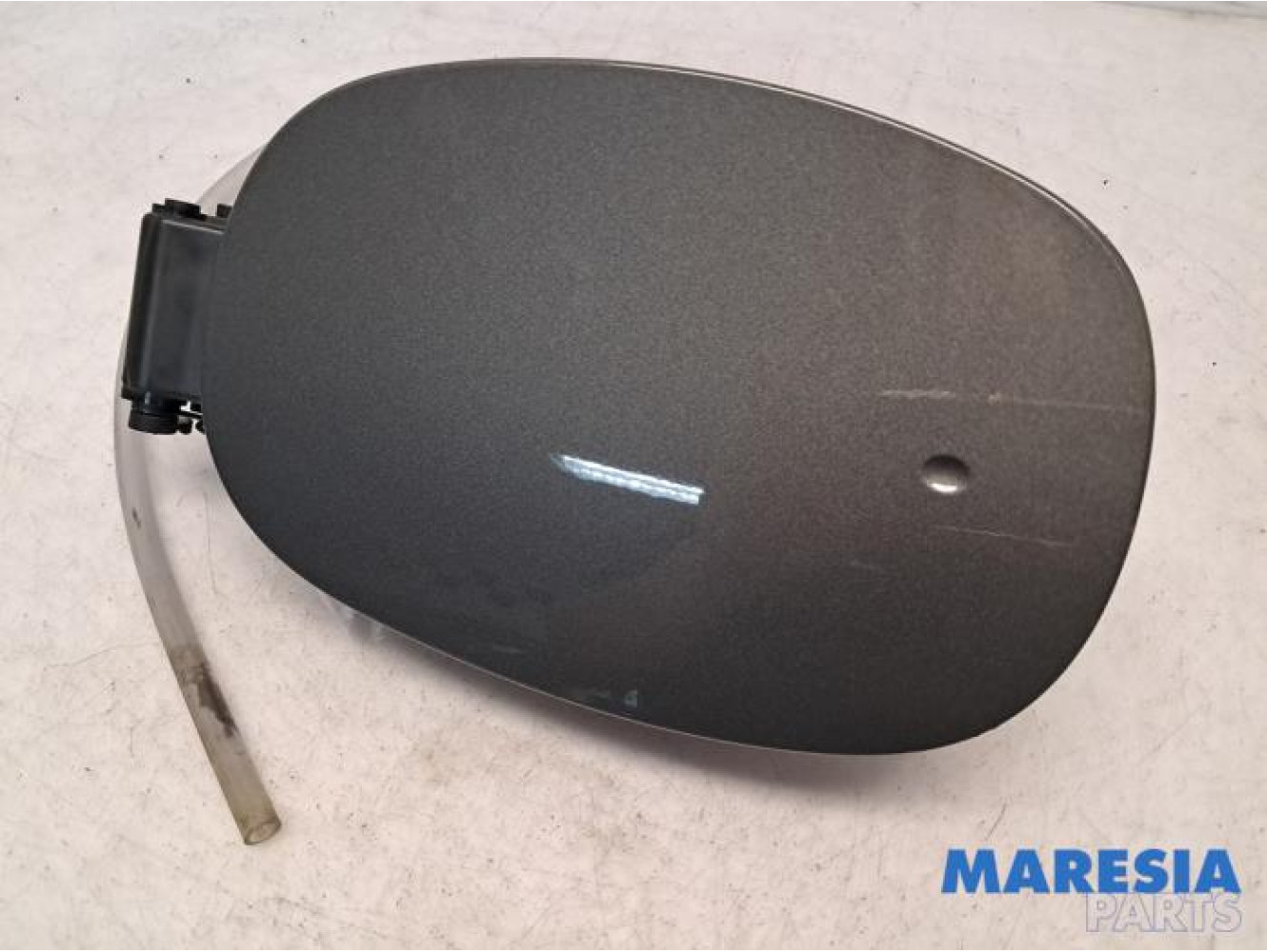 Alfa Romeo - Tonale - Tank cap cover