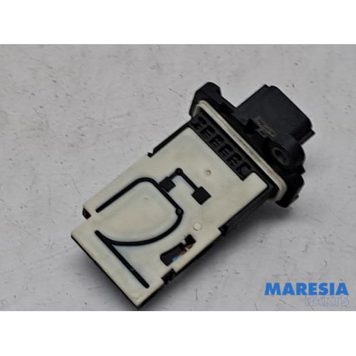 Renault - Trafic - Airflow meter