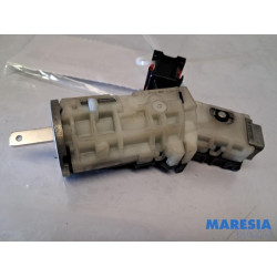 Renault - Trafic - Kontaktslot+Sleutel